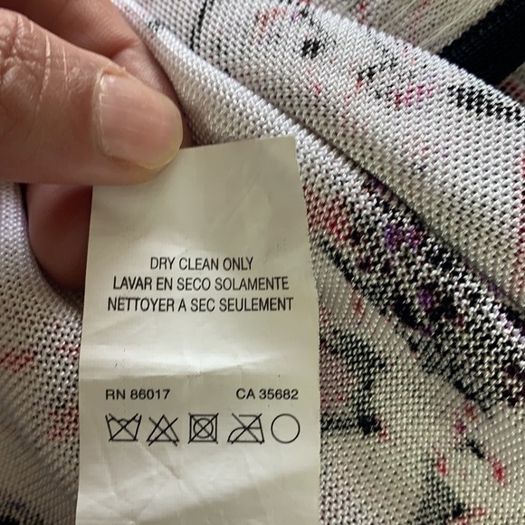 Bebe Pink/White Sequinned Floral Mini Length Dress Size S - Picture 12 of 13